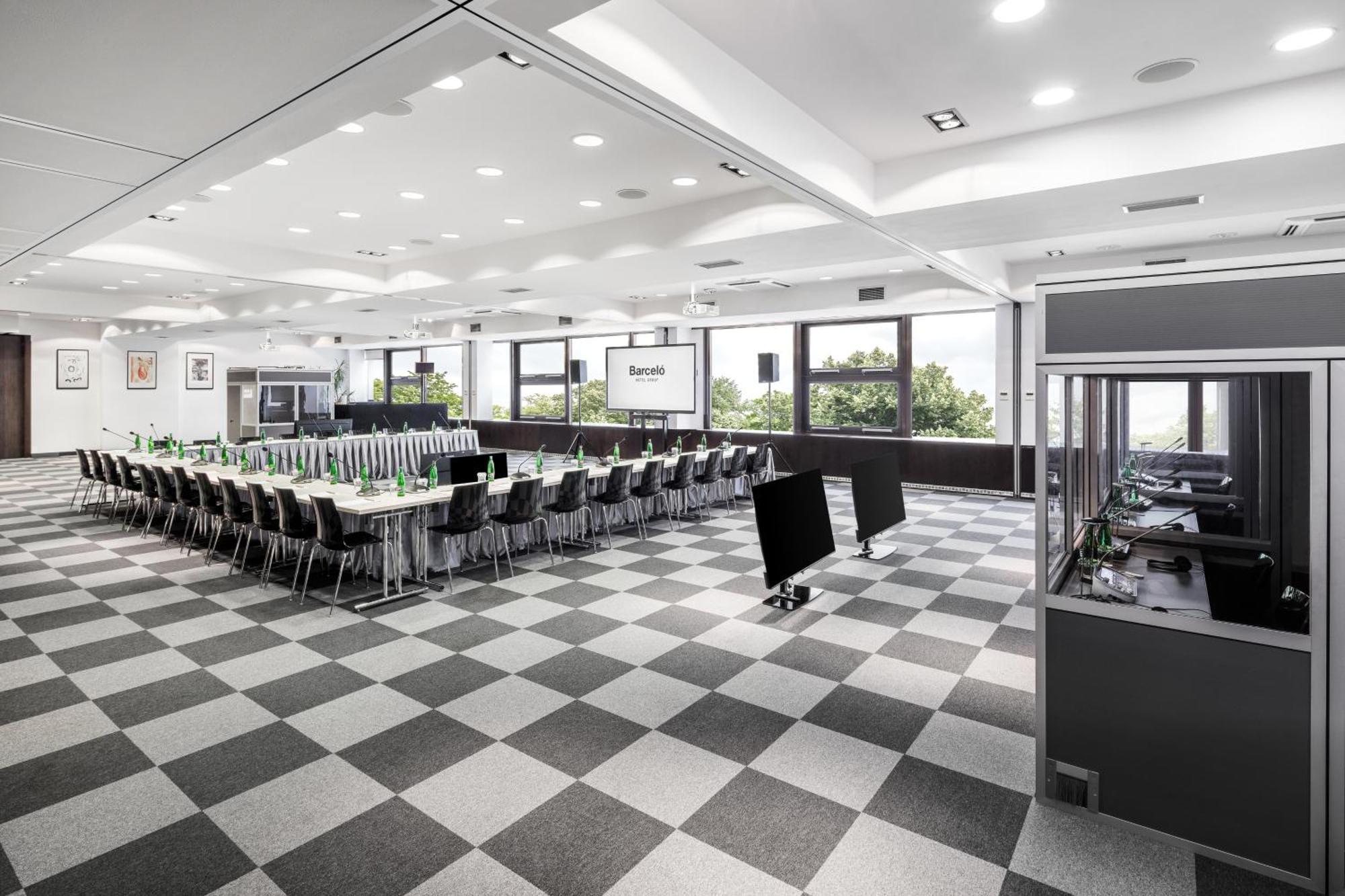 Hotel Occidental 4*