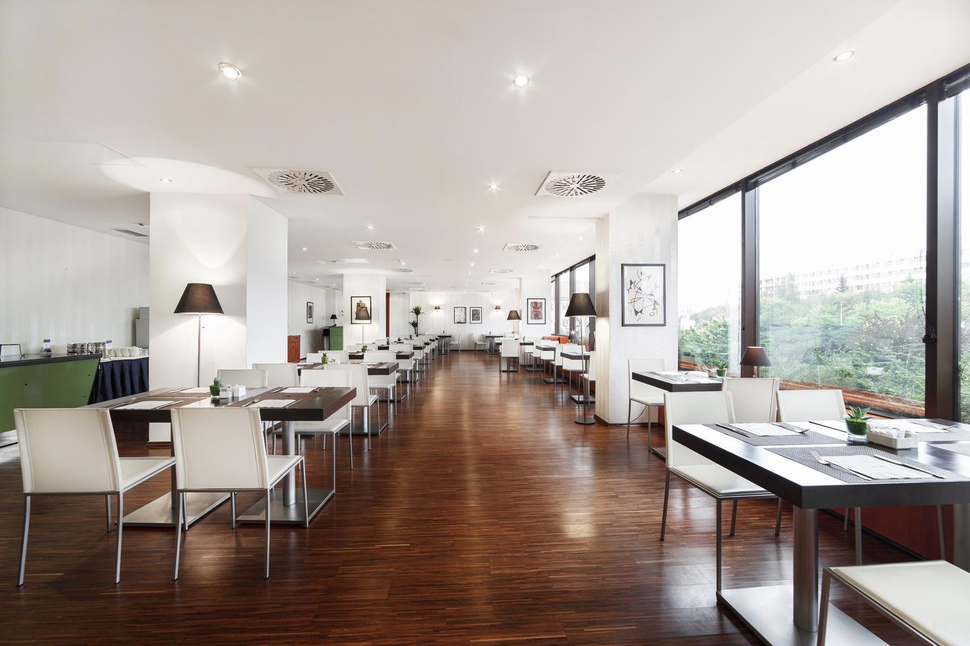 Occidental 4* Prague